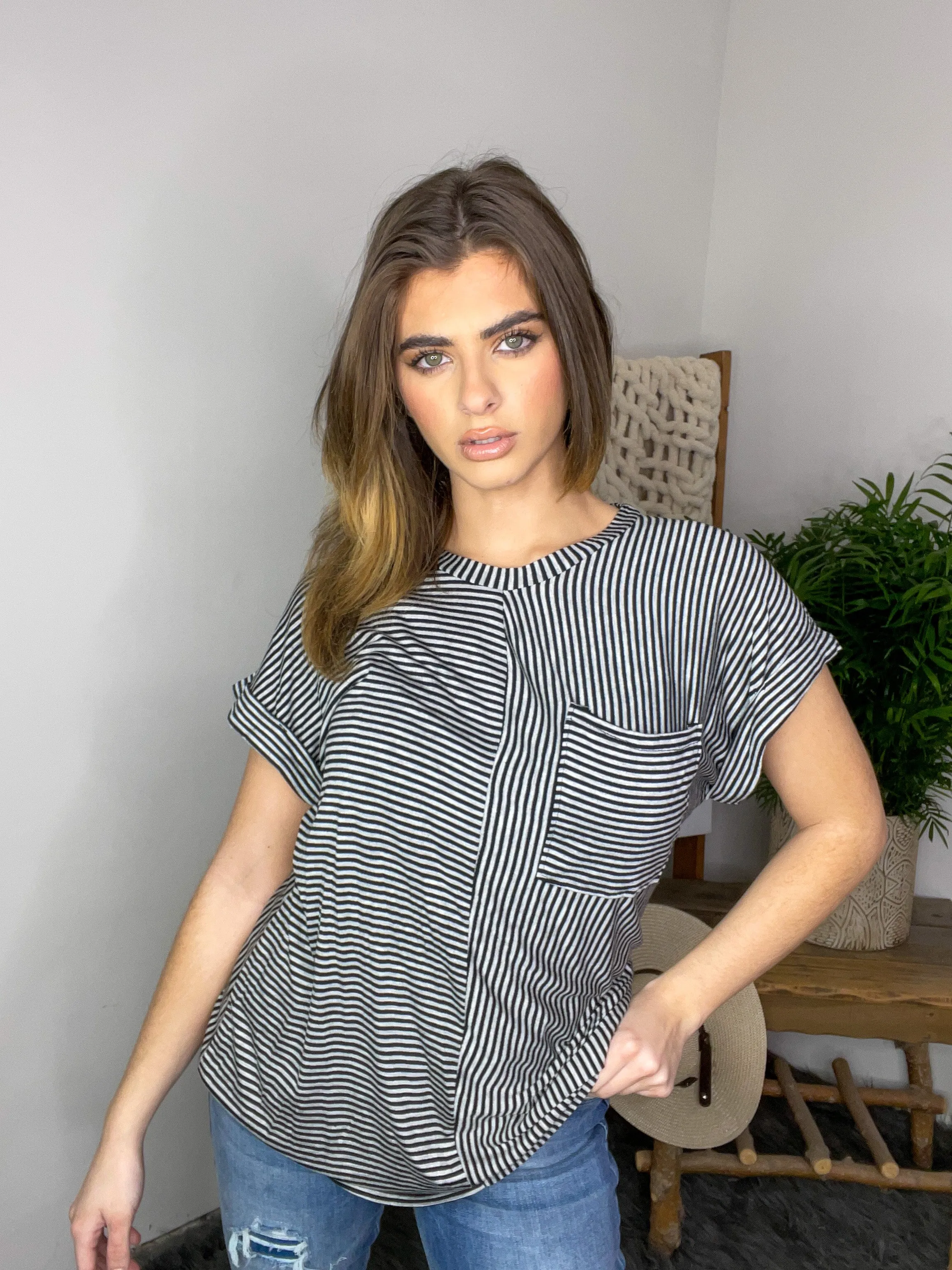 BLACK/GREY CONTRASTING STRIPED POCKET TOP