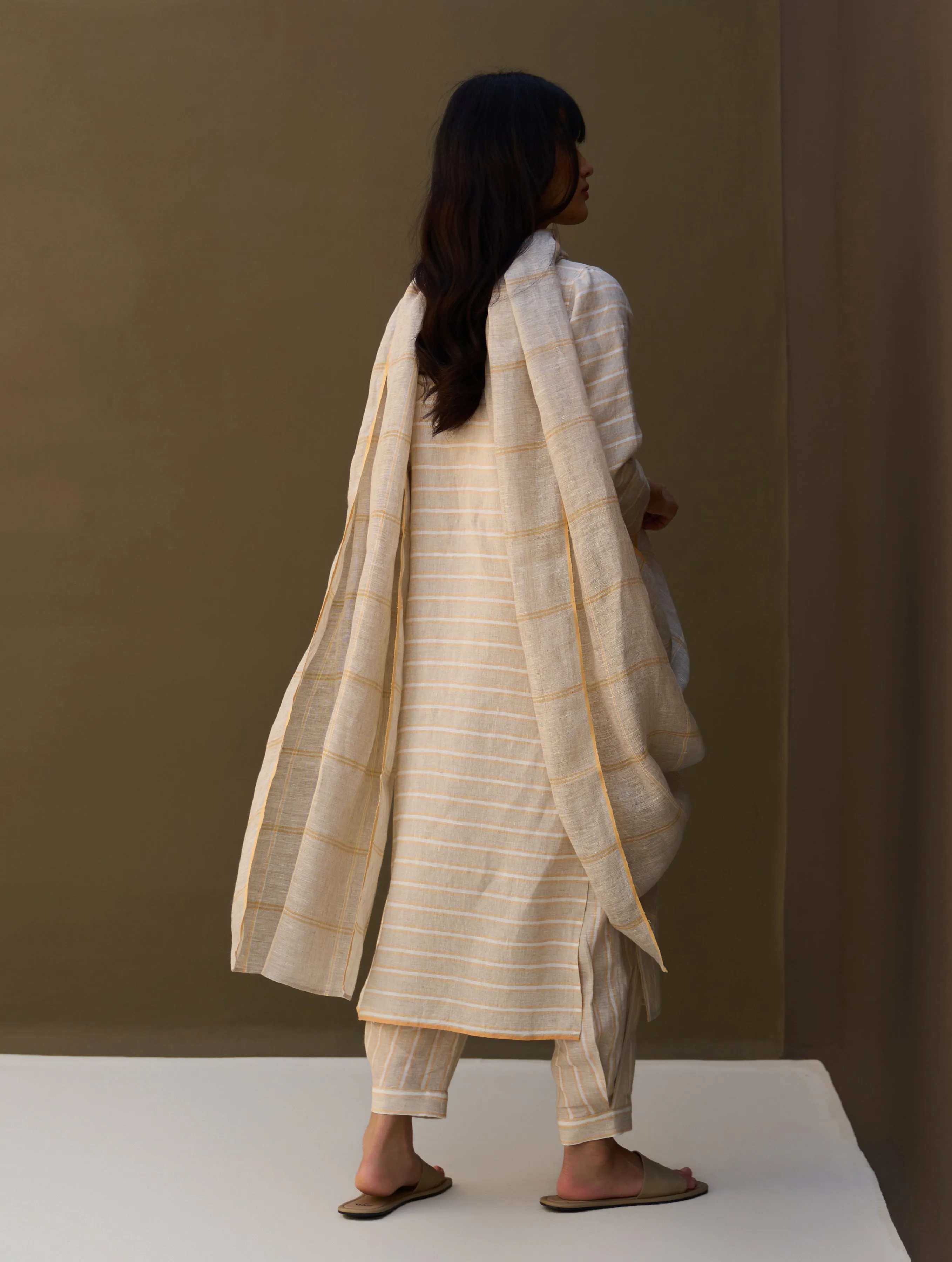 Eiko Striped Linen Kurta Set - Natural