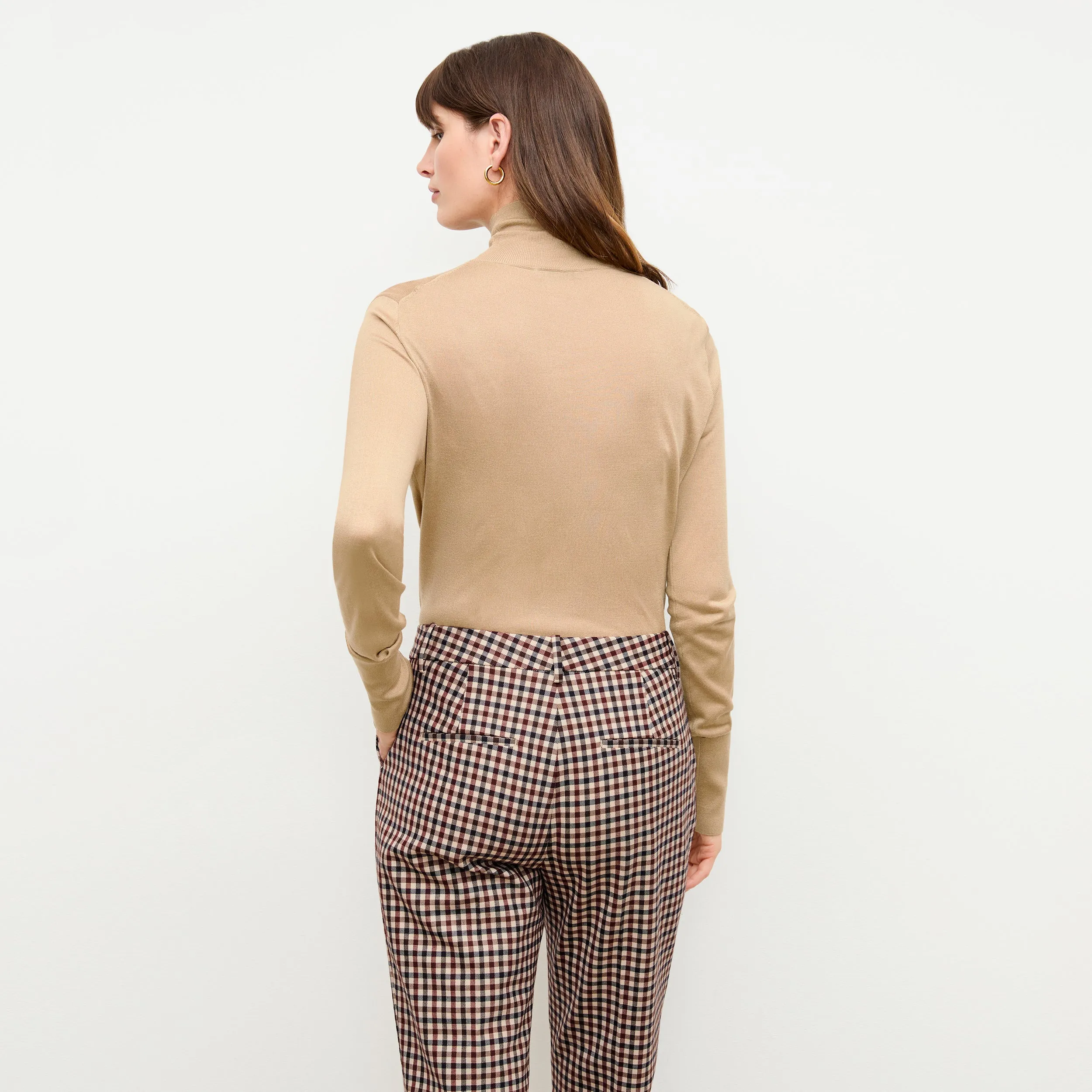 Elizabeth Turtleneck - Silk Jersey :: Camel