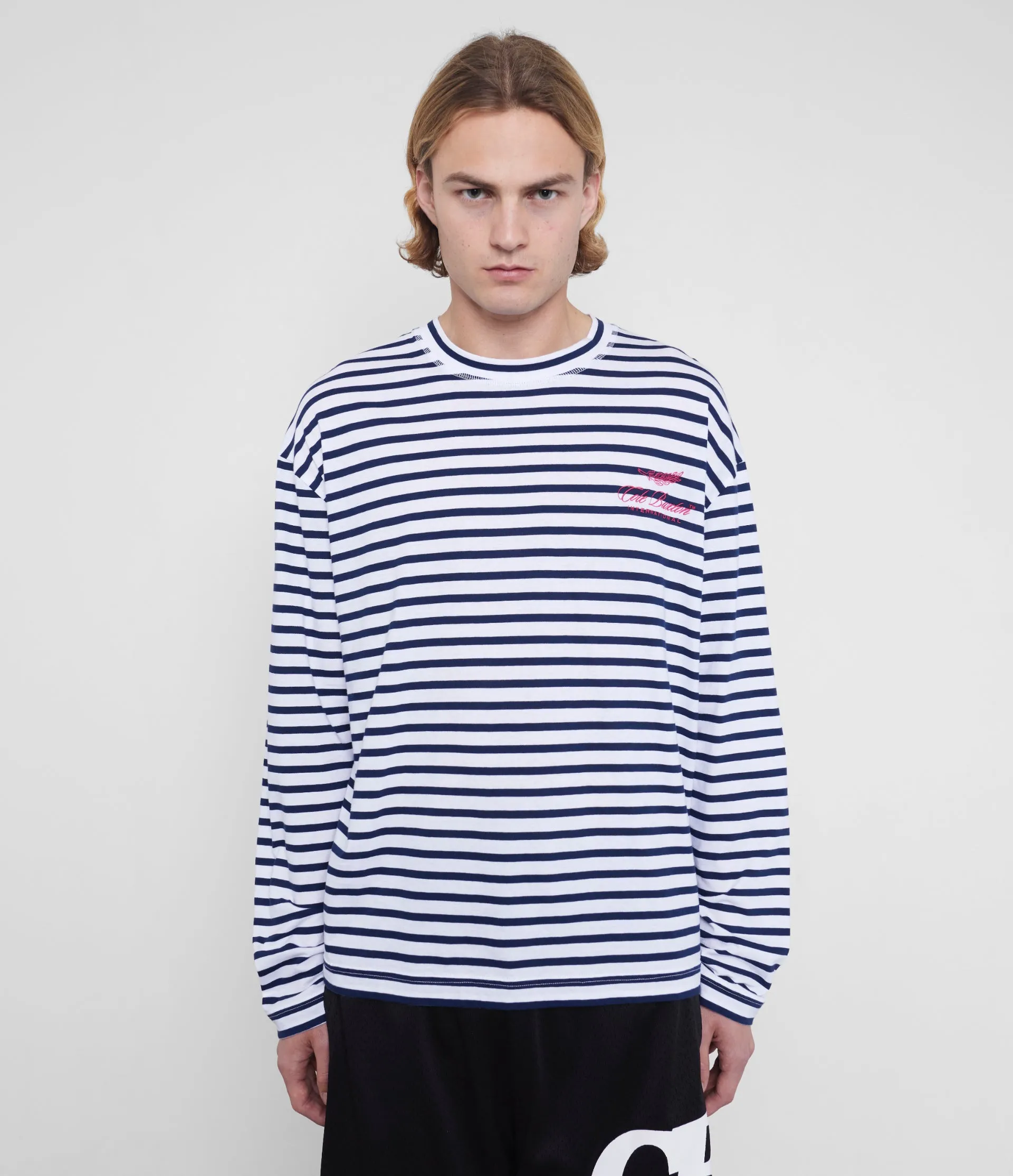 INTERNATIONAL LONG SLEEVE STRIPED T-SHIRT