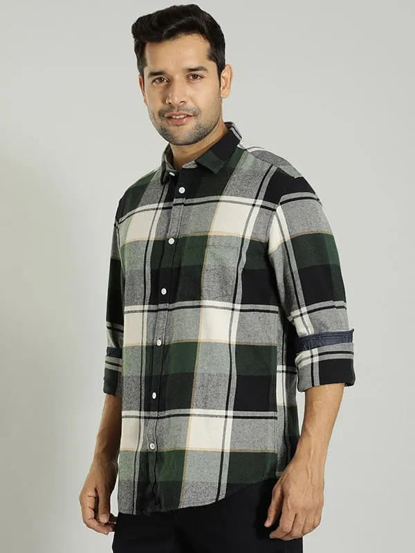 Men Checked Full Sleeve Cotton Shirt