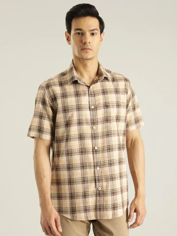 Men Checked Half Sleeve Cotton Shirt