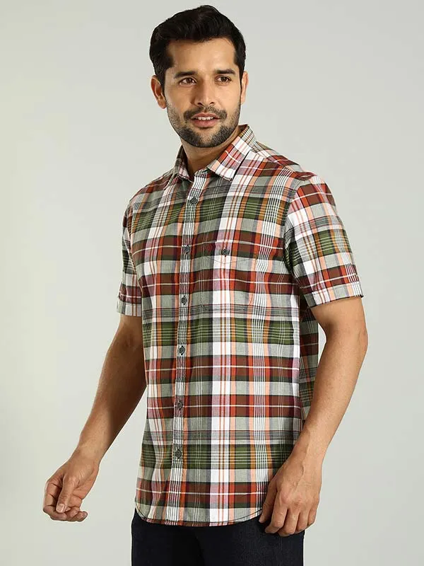 Men Checked Half Sleeve Cotton Shirt