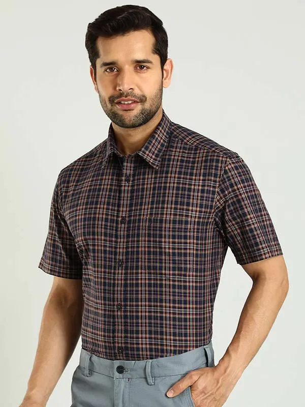 Men Checked Half Sleeve Cotton Shirt