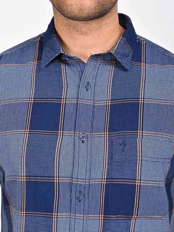 Men Checked Half Sleeve Cotton Shirt