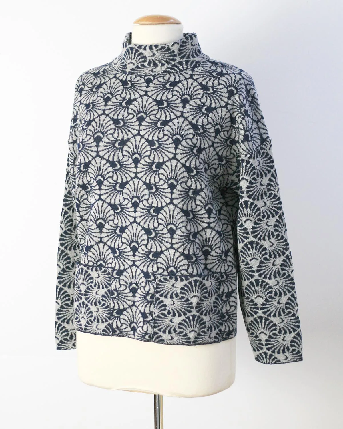 Nautilus Jacquard Patch Pocket Pullover