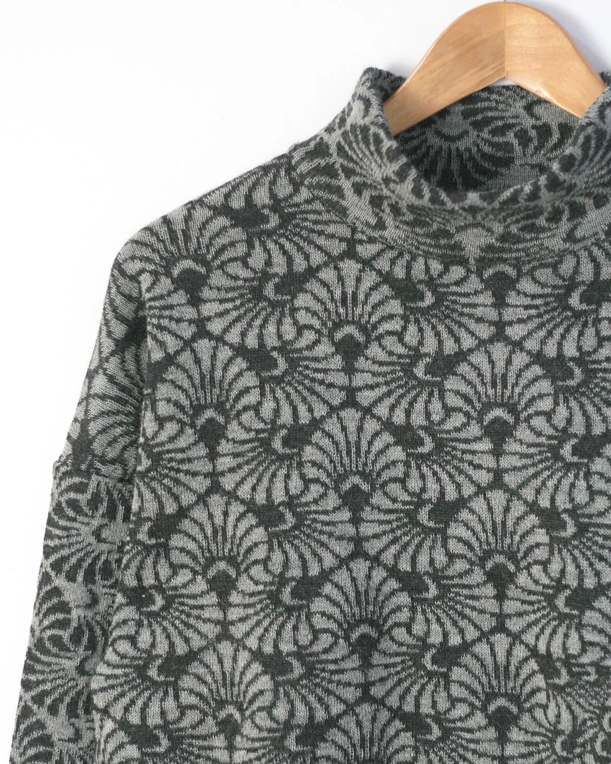 Nautilus Jacquard Patch Pocket Pullover