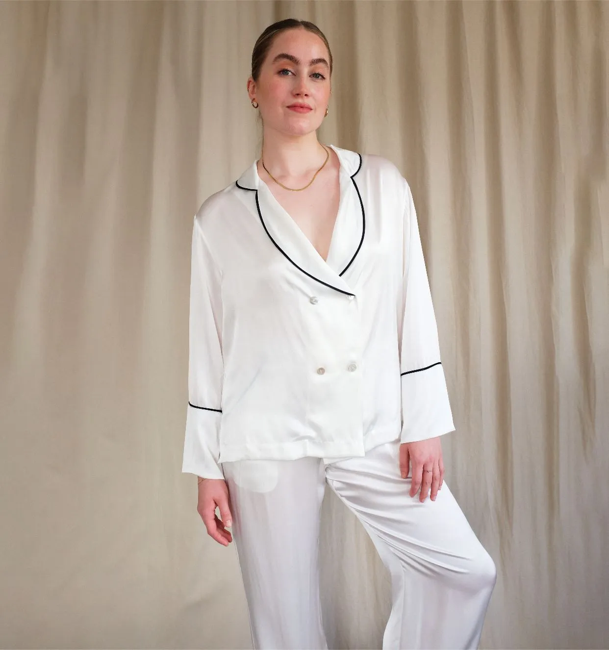 Silk double-breasted pyjama set [Ivory]