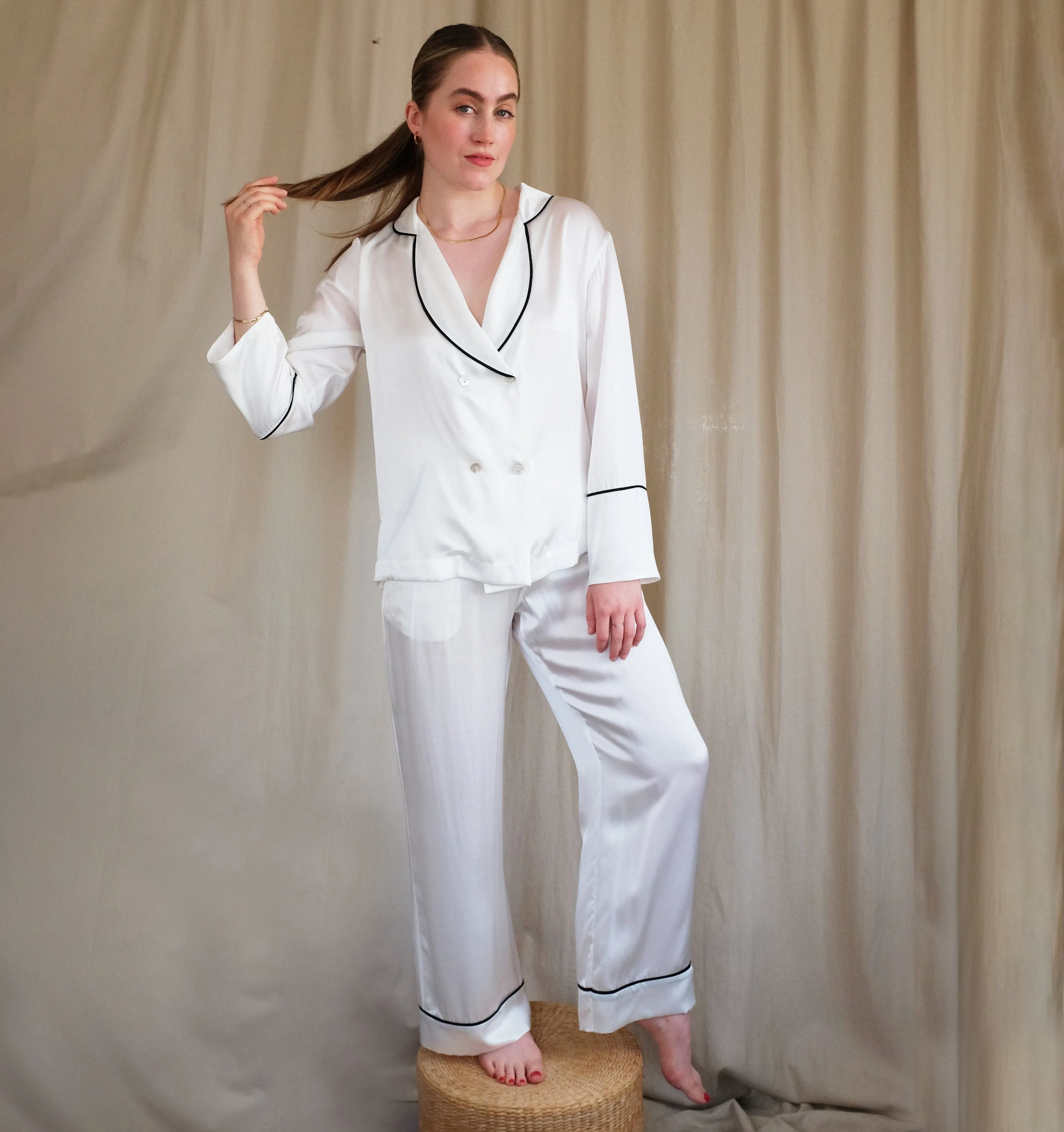 Silk double-breasted pyjama set [Ivory]