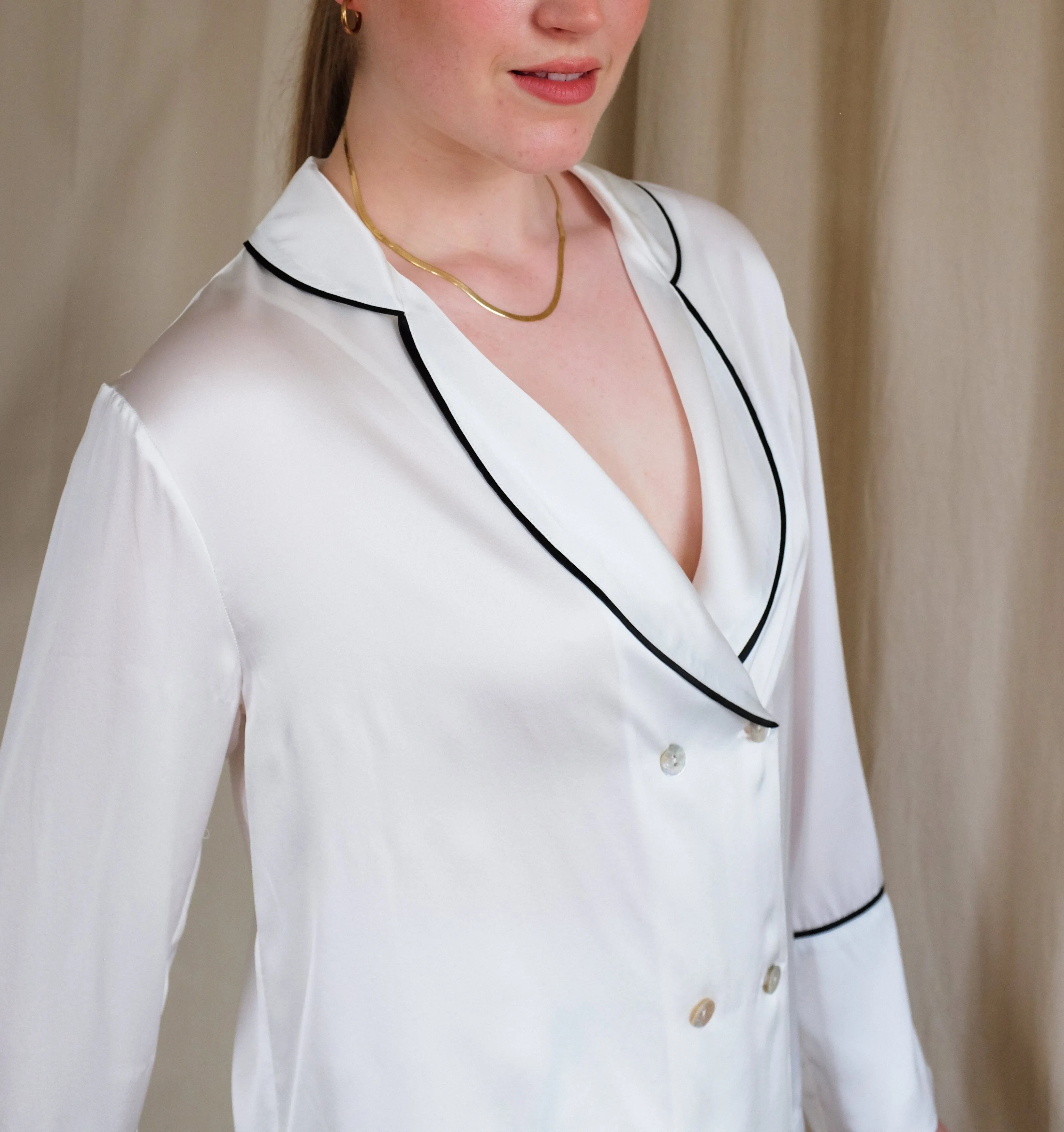 Silk double-breasted pyjama set [Ivory]