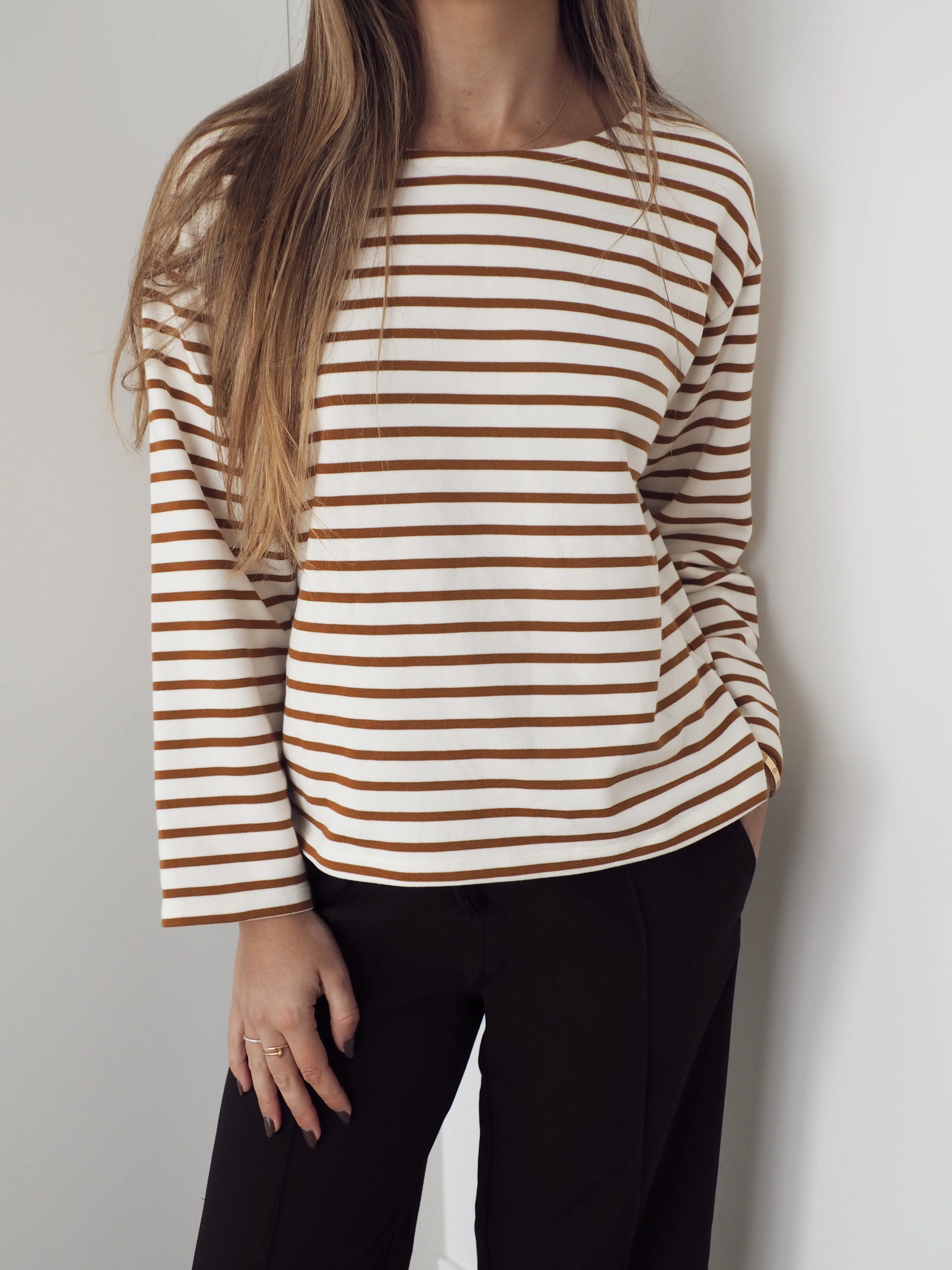 Weekend Stripe LS Tee - Tan & White